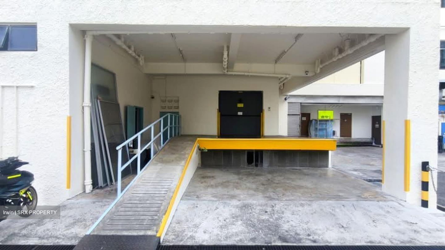 Sin Cheong Building (D20), Factory #601925541